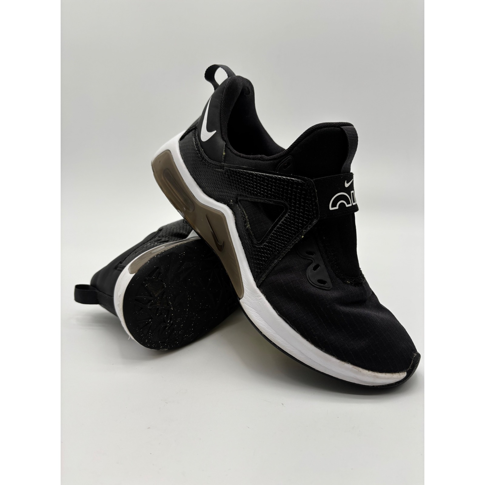 Nike Air Max Bella Tr 4 Womens 7.5 Black White Training Shoes Cw3398-002